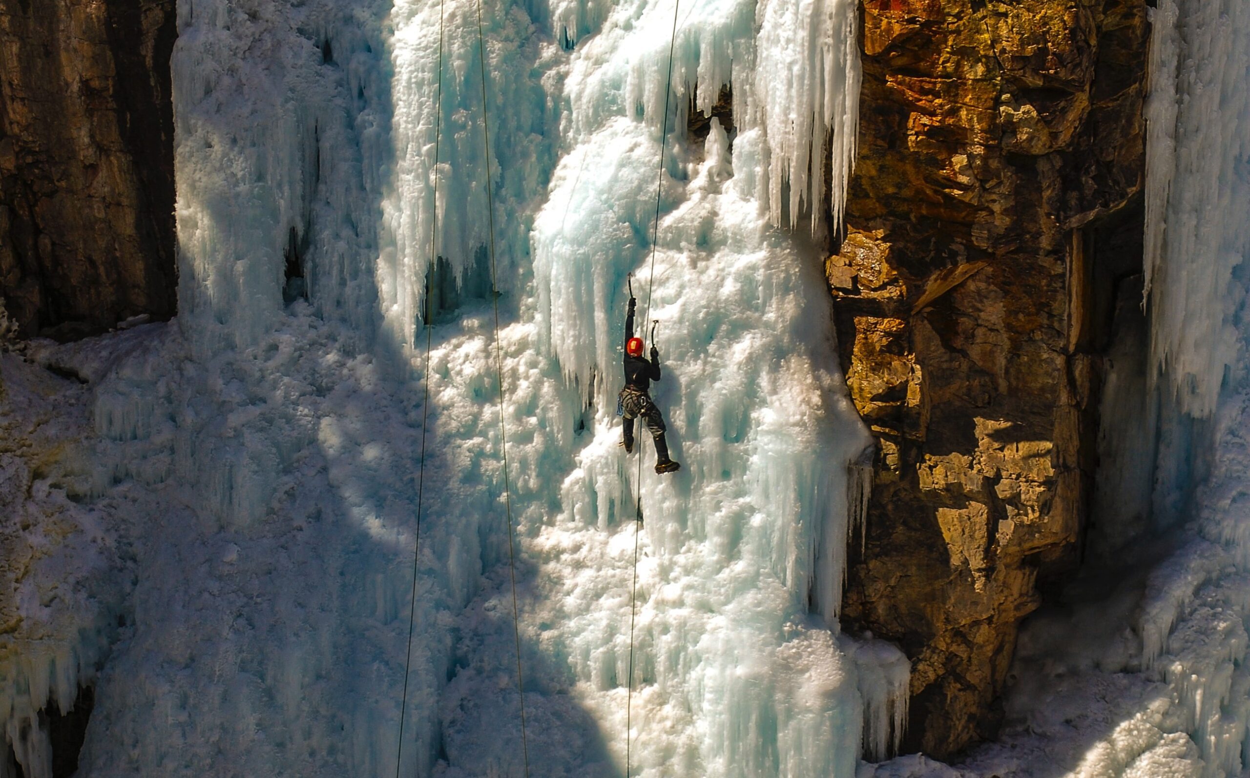 Best Places to Rock Climb in Colorado in Winter